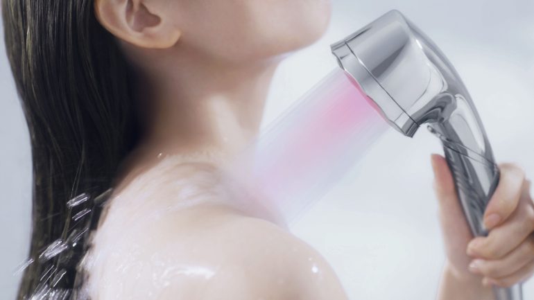KINUJOからブランド初となるシャワーヘッド「KINUJO Silk Rich Shower」が誕生